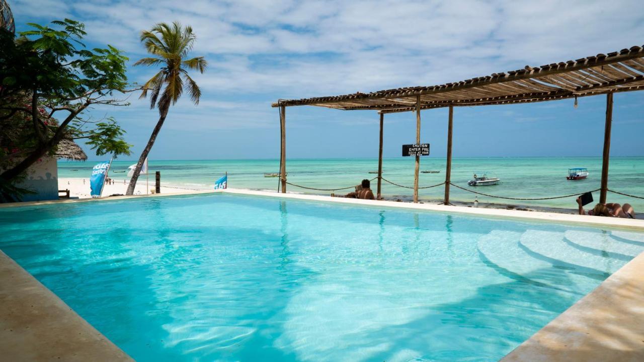 Red Monkey Beach Lodge Джамбиани Екстериор снимка